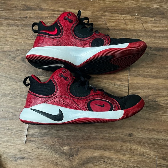 Nike Fly by Mid ll - Picture 2 of 4